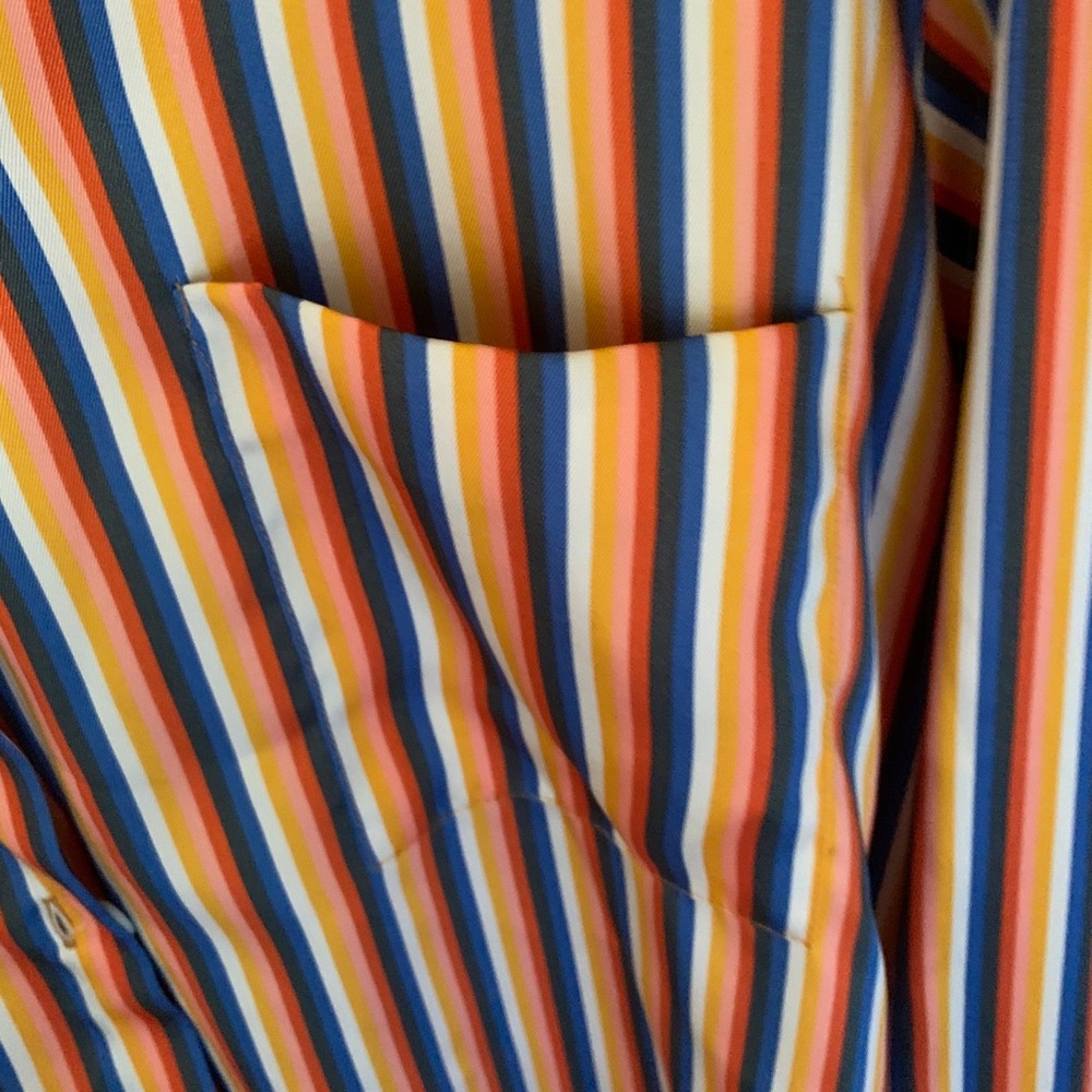 Shirt - Picture 4 of 4